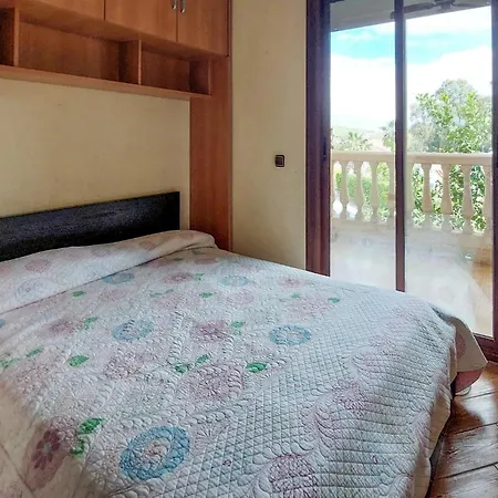4 Bedroom Pet Friendly In