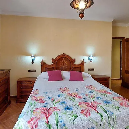 Holiday home 4 Bedroom Pet Friendly In *